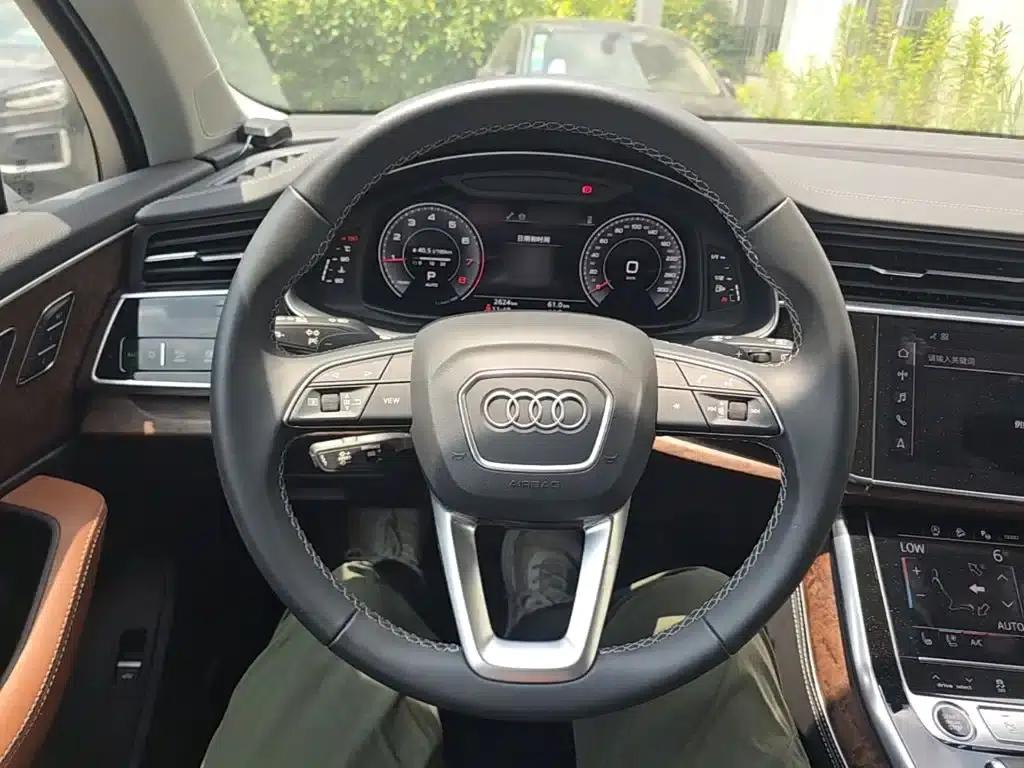 Audi Q7 2025 55 TFSI quattro S line Sport — миниатюра 17