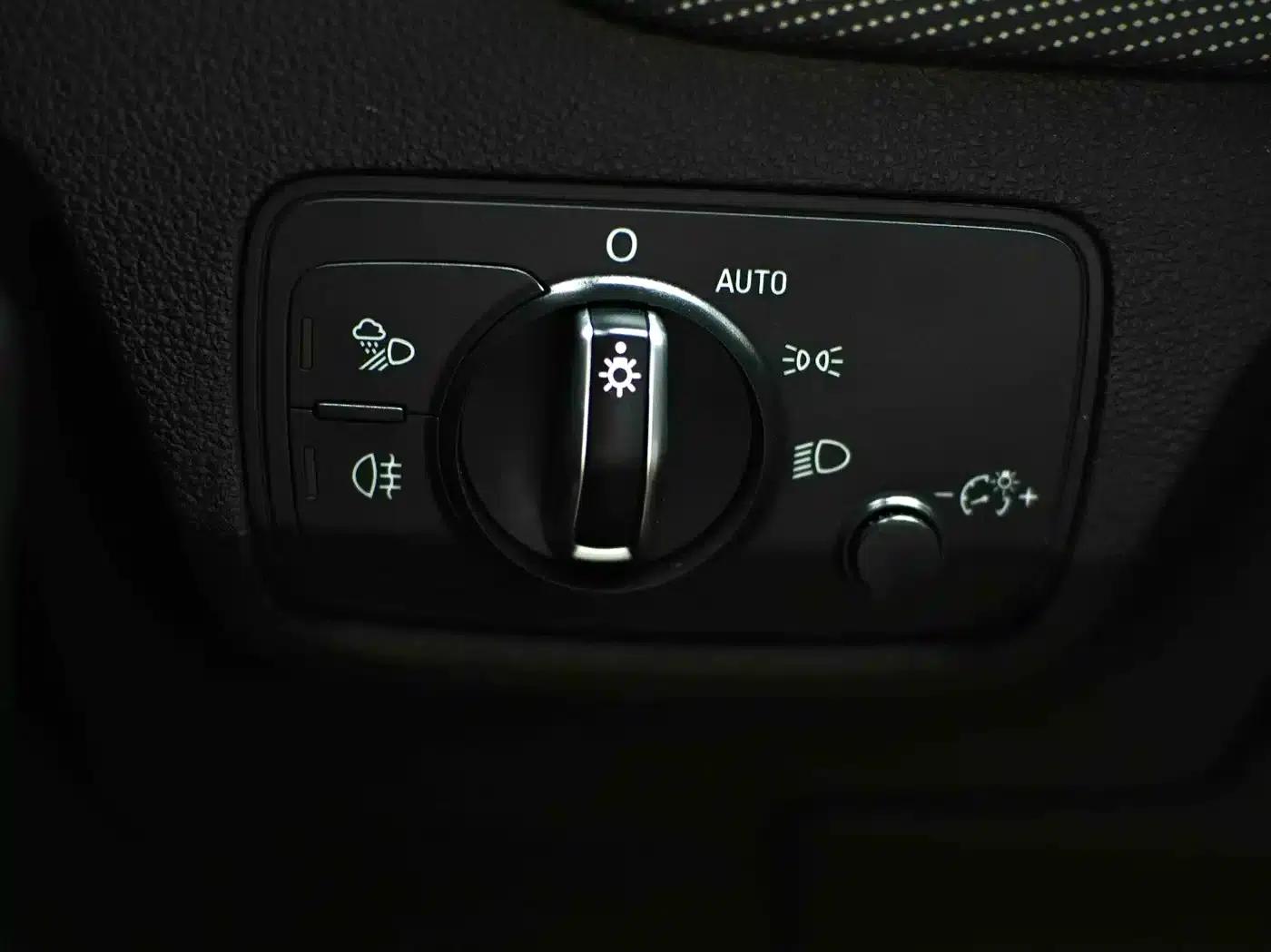 Audi Q2L 2022 35 TFSI Progressive Dynamic Edition — миниатюра 10