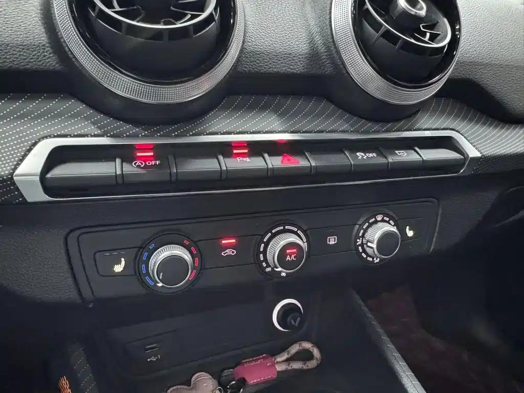 Audi Q2L 2022 35 TFSI Progressive Dynamic Edition — миниатюра 13
