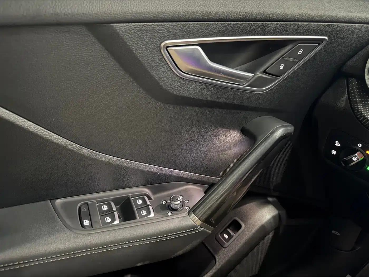 Audi Q2L 2022 35 TFSI Fashion Dynamic Edition — миниатюра 19