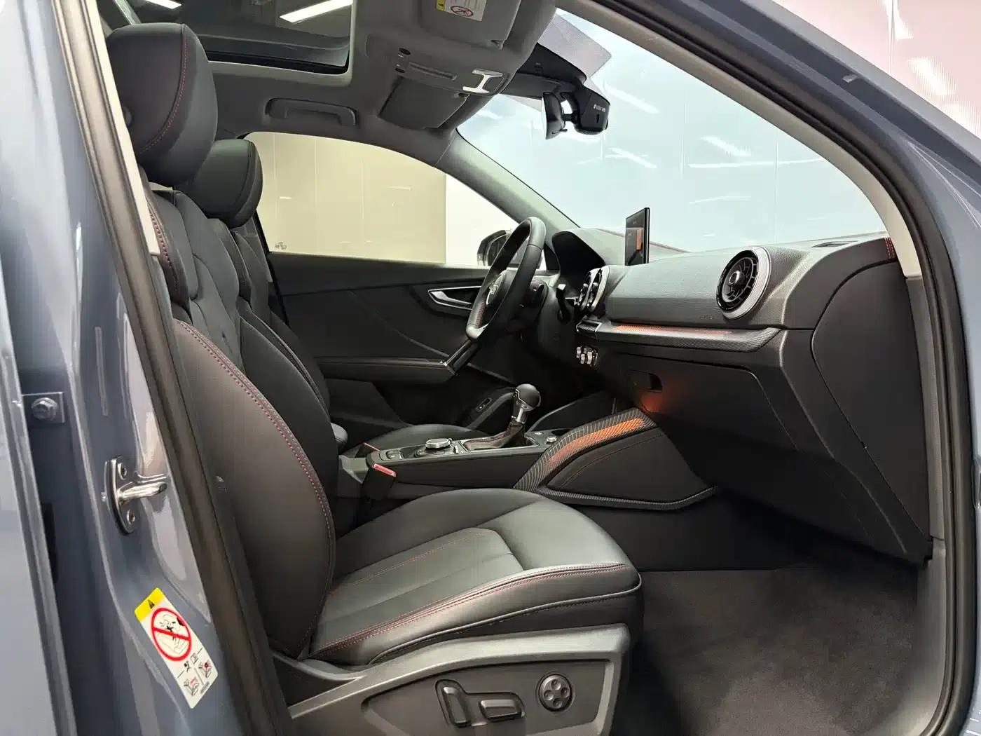 Audi Q2L 2022 35 TFSI RS Package Sport Edition — миниатюра 14