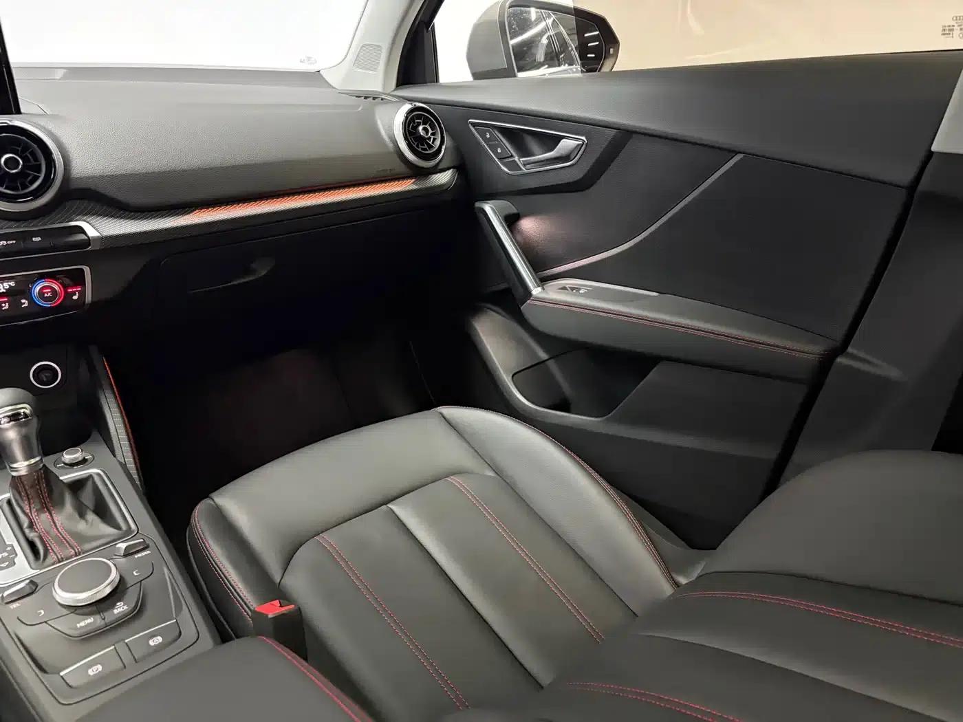 Audi Q2L 2022 35 TFSI RS Package Sport Edition — миниатюра 10