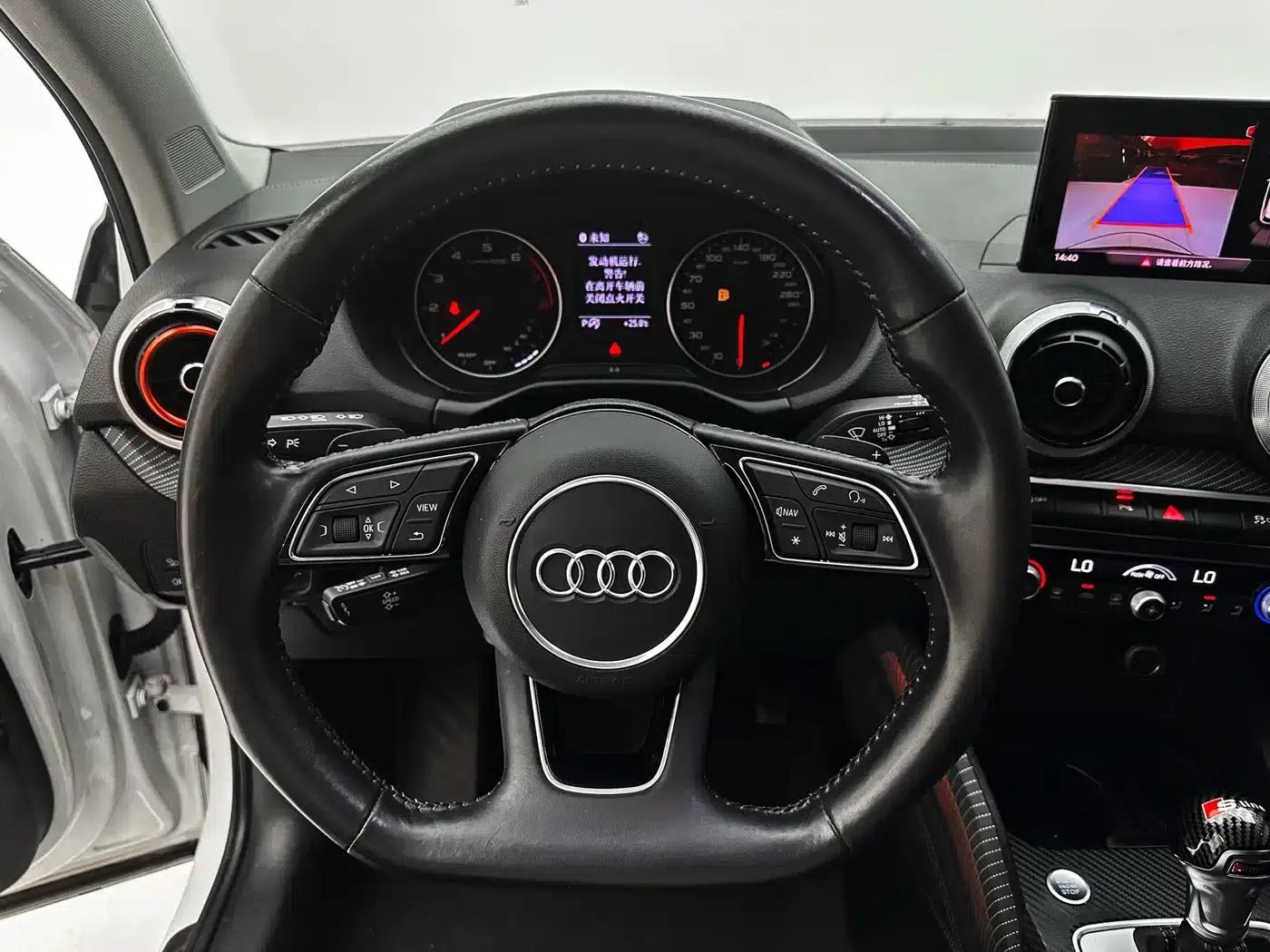 Audi Q2L 2022 35 TFSI Fashion Dynamic Edition — миниатюра 11