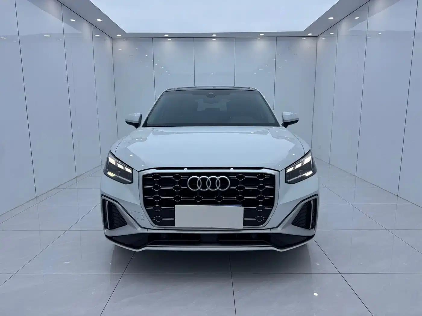Audi Q2L 2022 35 TFSI Progressive Dynamic Edition — миниатюра 2