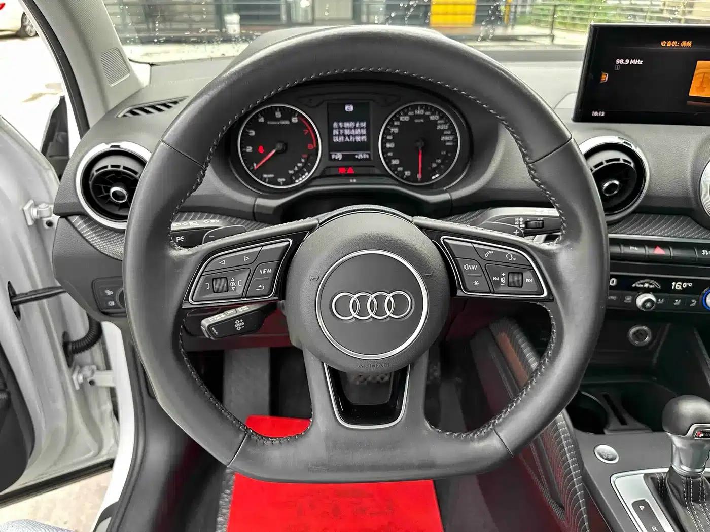 Audi Q2L 2022 35 TFSI Fashion Dynamic Edition — миниатюра 13