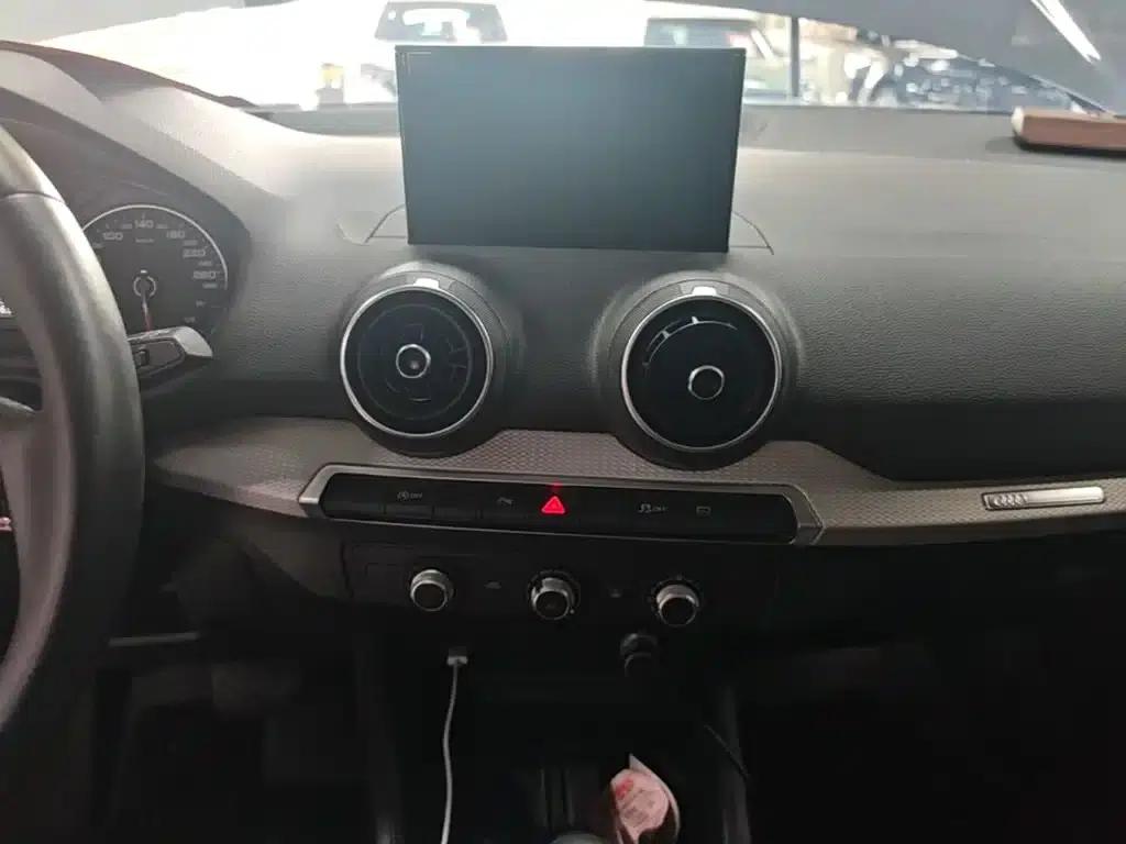 Audi Q2L 2020 35 TFSI Progressive Dynamic Edition — миниатюра 13