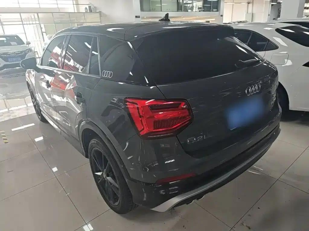 Audi Q2L 2020 35 TFSI Progressive Dynamic Edition — миниатюра 5