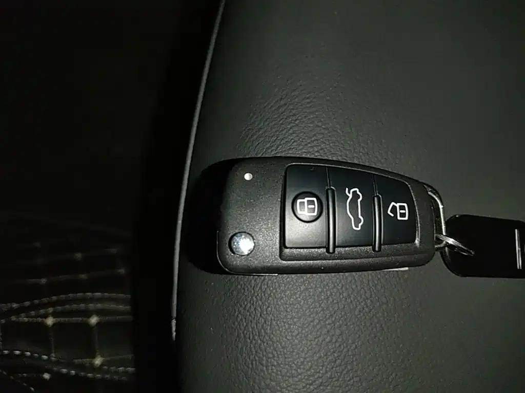 Audi Q2L 2020 35 TFSI Fashion Dynamic Edition — миниатюра 9