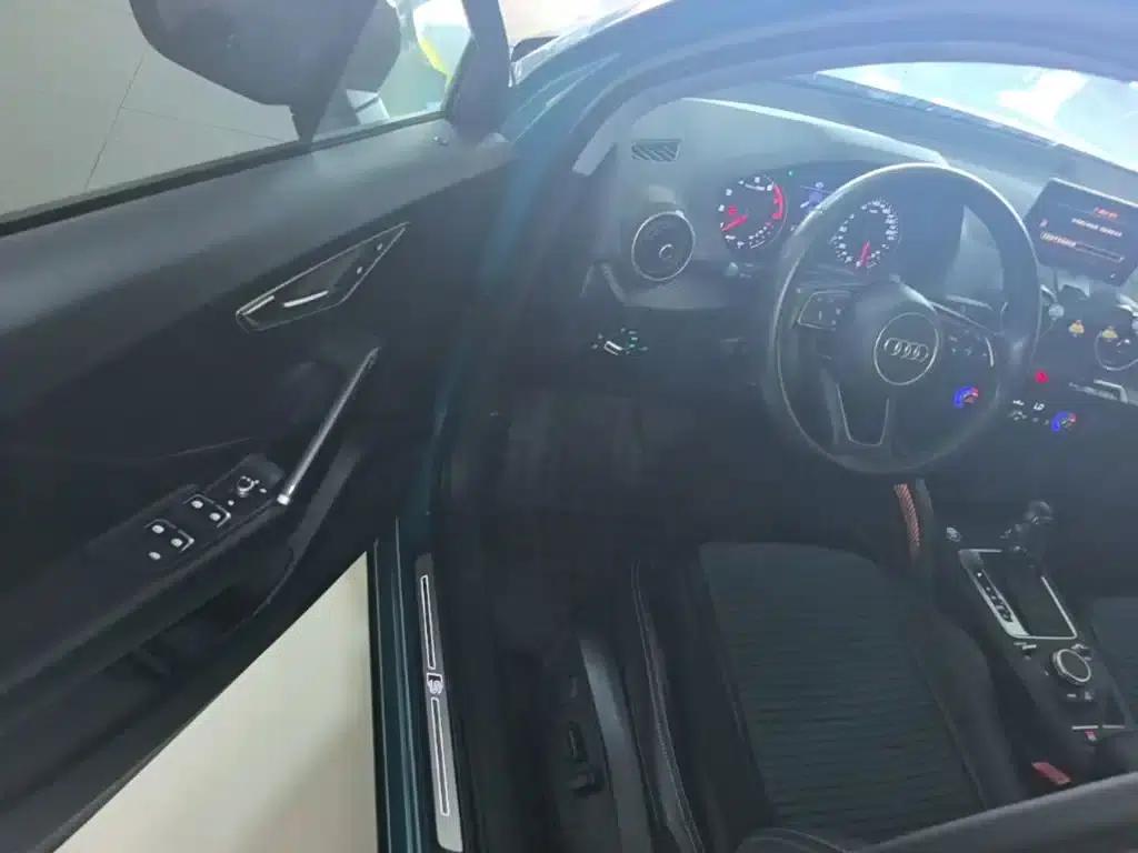 Audi Q2L 2021 35 TFSI Fashion Dynamic Edition — миниатюра 16