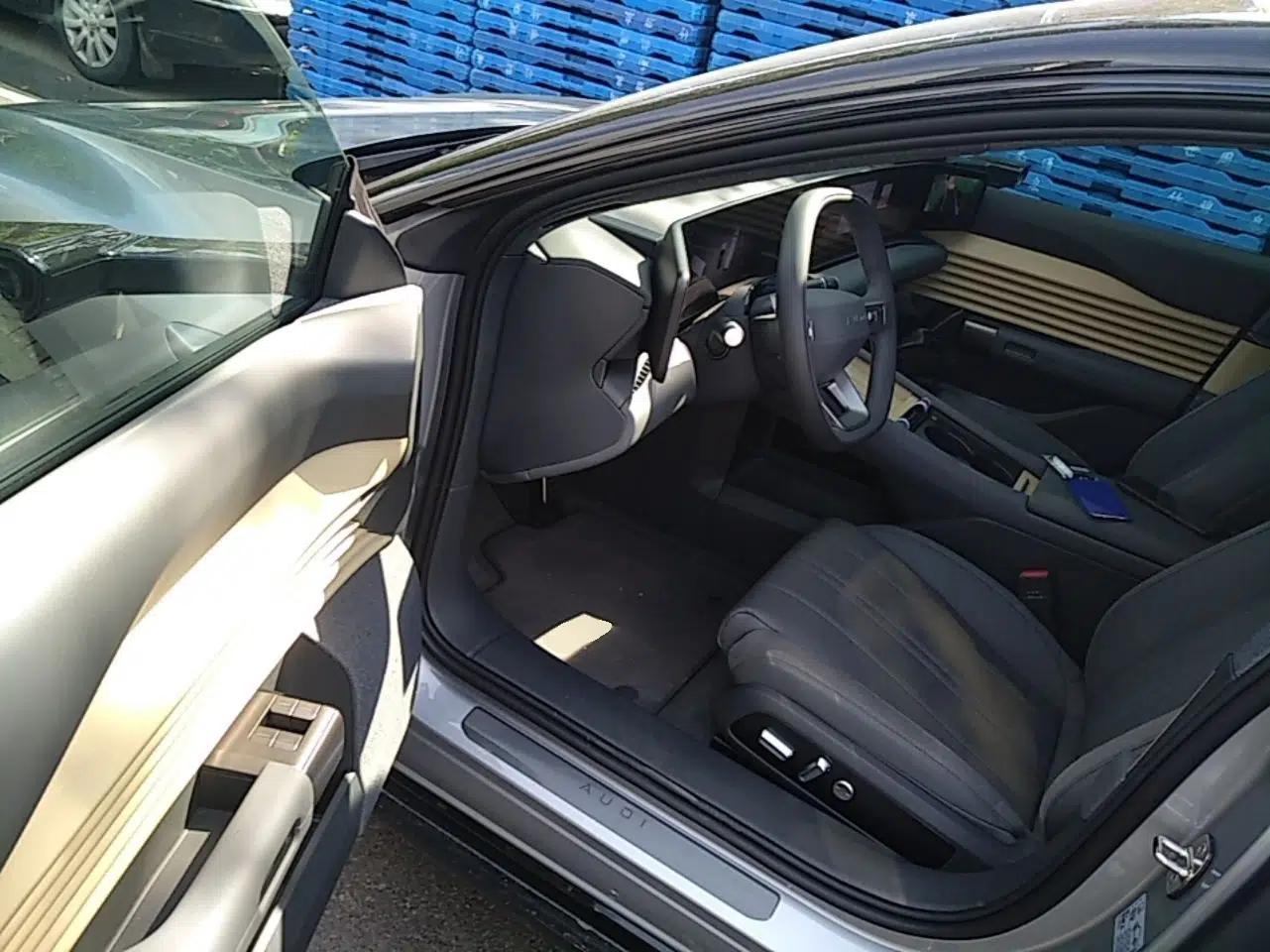 Audi E5 Sportback 2026 Pioneer Plus Model — миниатюра 18