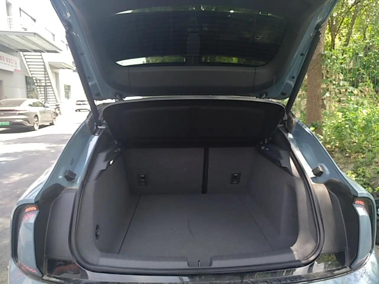 Audi E5 Sportback 2026 Pioneer Plus Model — миниатюра 27