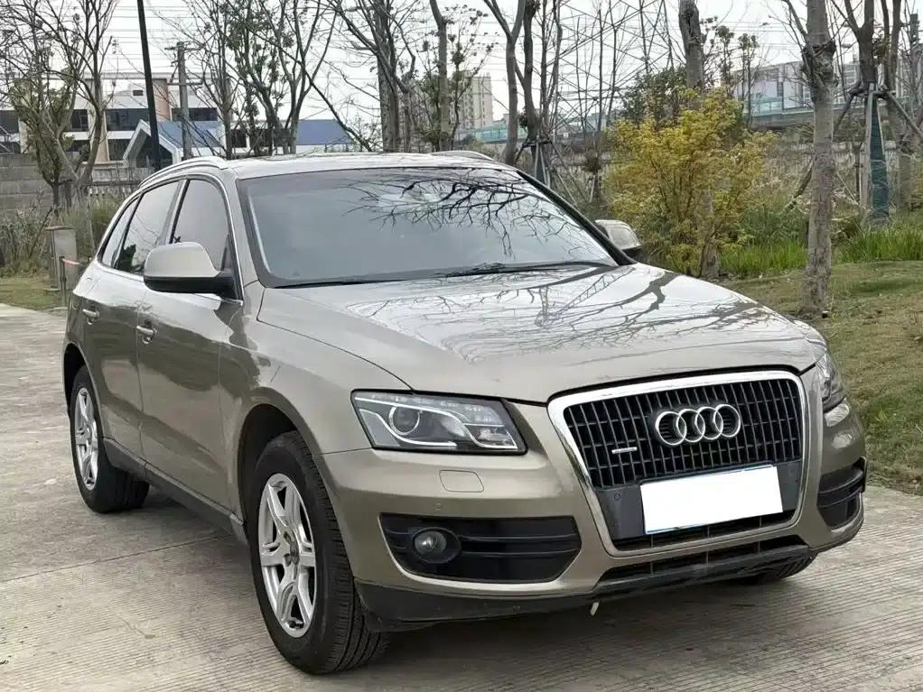 Audi Q5 2010 2.0TFSI Progressive — миниатюра 3