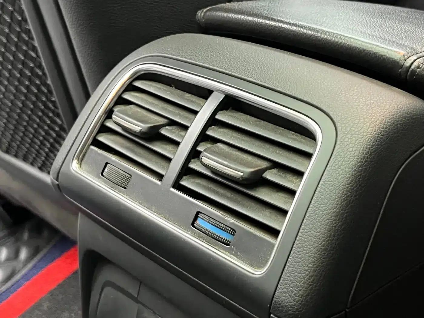 2010 Audi Q5 Imported Model 2.0TFSI Sport Edition — миниатюра 20