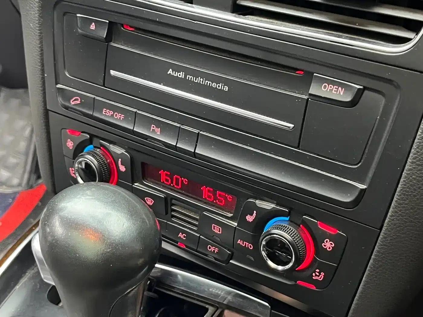 2010 Audi Q5 Imported Model 2.0TFSI Sport Edition — миниатюра 24