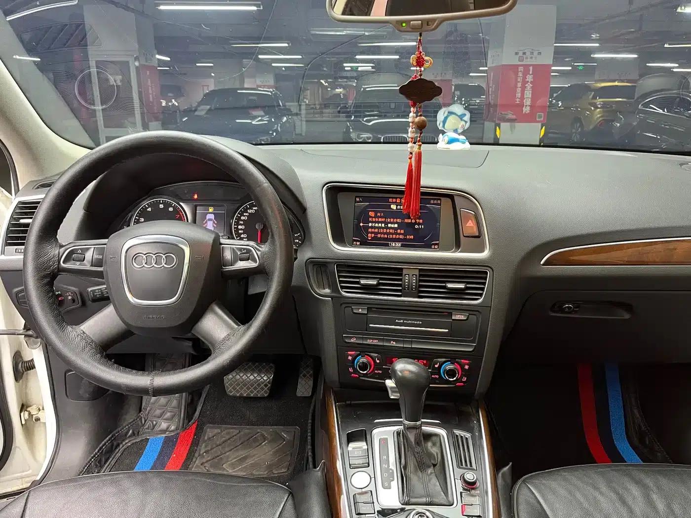 2010 Audi Q5 Imported Model 2.0TFSI Sport Edition — миниатюра 28