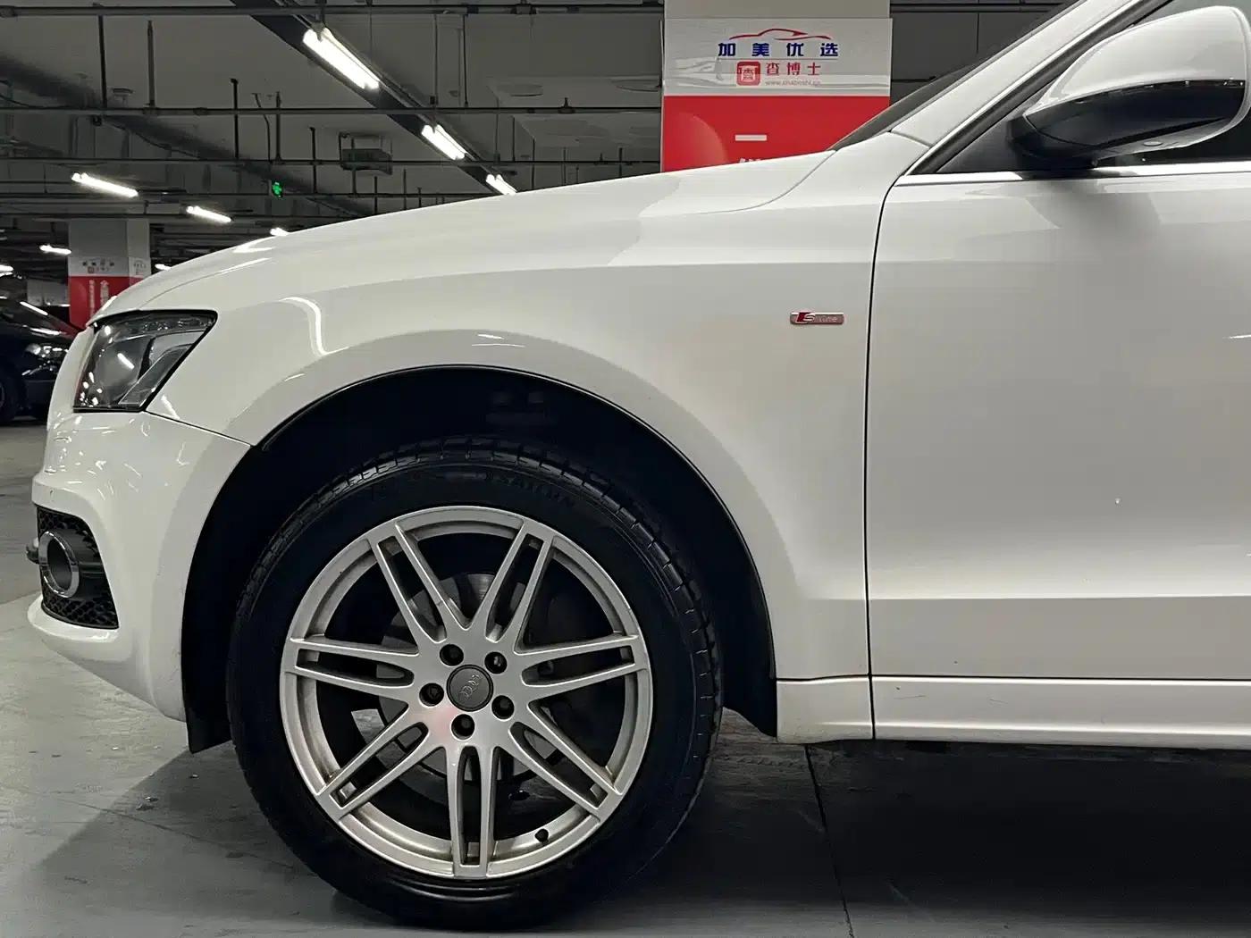 2010 Audi Q5 Imported Model 2.0TFSI Sport Edition — миниатюра 8