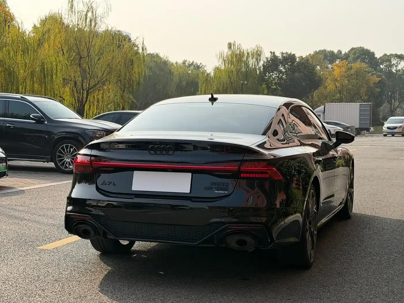 Audi A7L 2024 45 TFSI quattro S-line Black Knight Edition — миниатюра 15