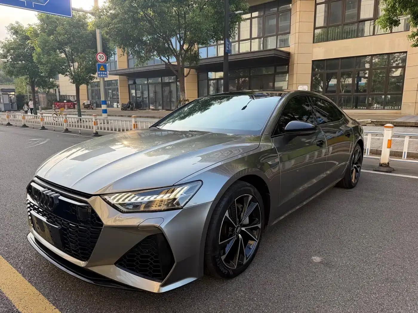 Audi A7L 2022 45 TFSI S-line Dream Youth Edition — миниатюра 1