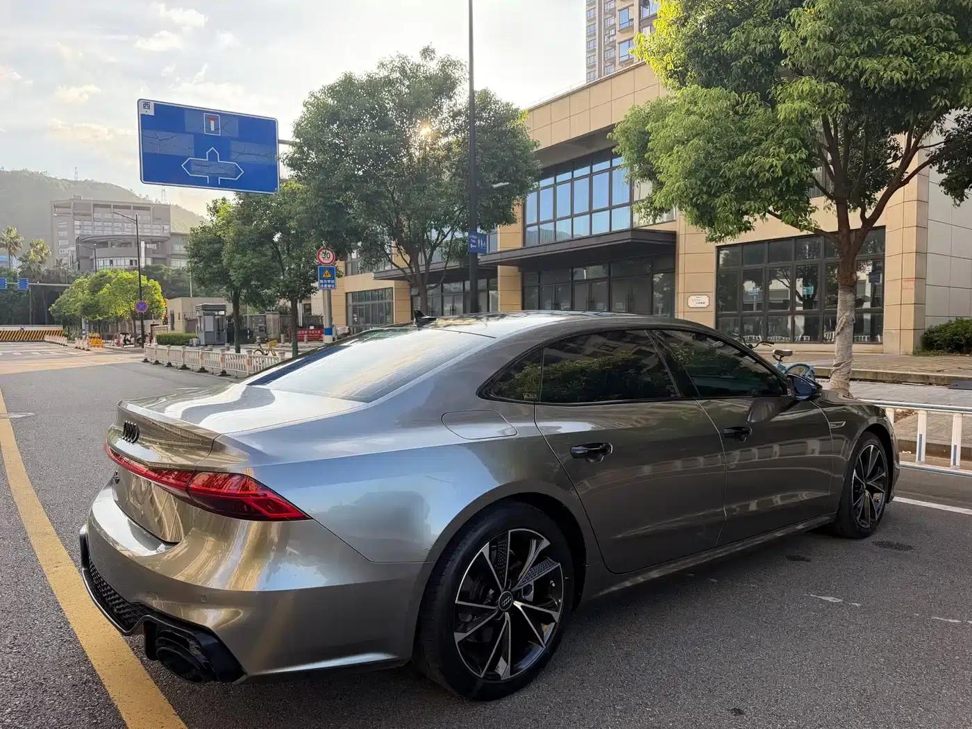 Audi A7L 2022 45 TFSI S-line Dream Youth Edition — миниатюра 10