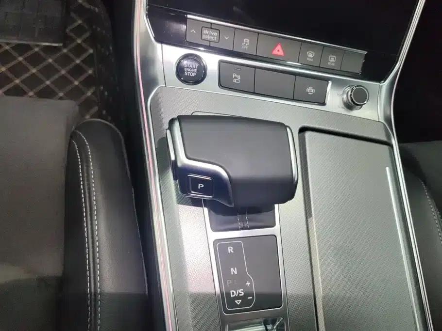 Audi A7L 2022 45 TFSI S-line Dream New Generation Edition — миниатюра 16