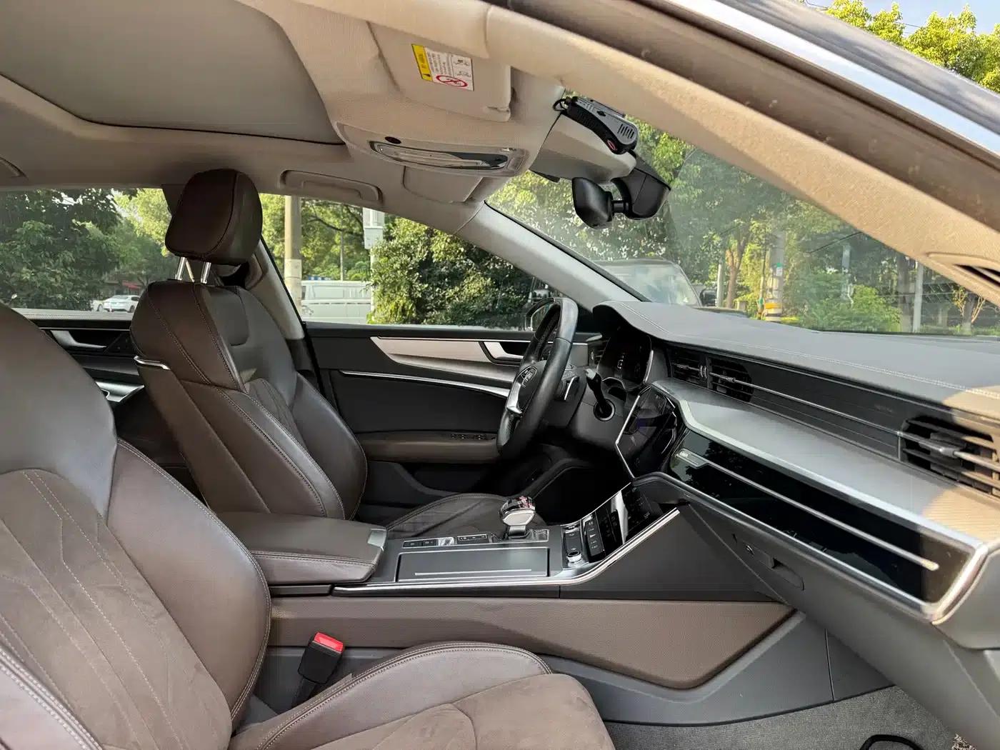Audi A7L 2022 45 TFSI S-line Dream Youth Edition — миниатюра 19