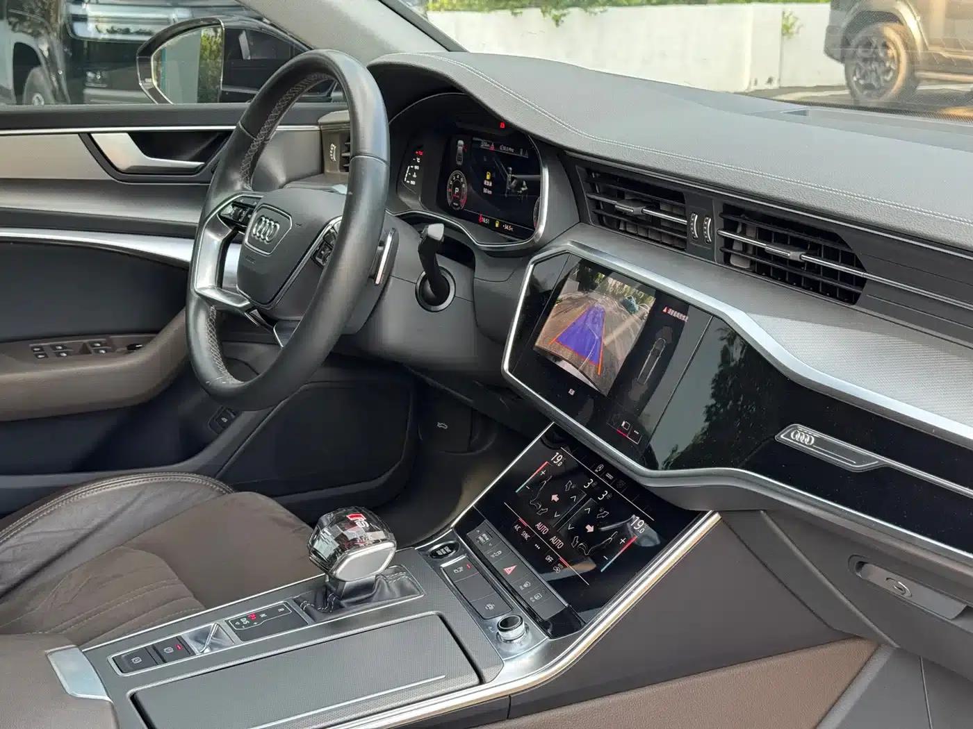 Audi A7L 2022 45 TFSI S-line Dream Youth Edition — миниатюра 21