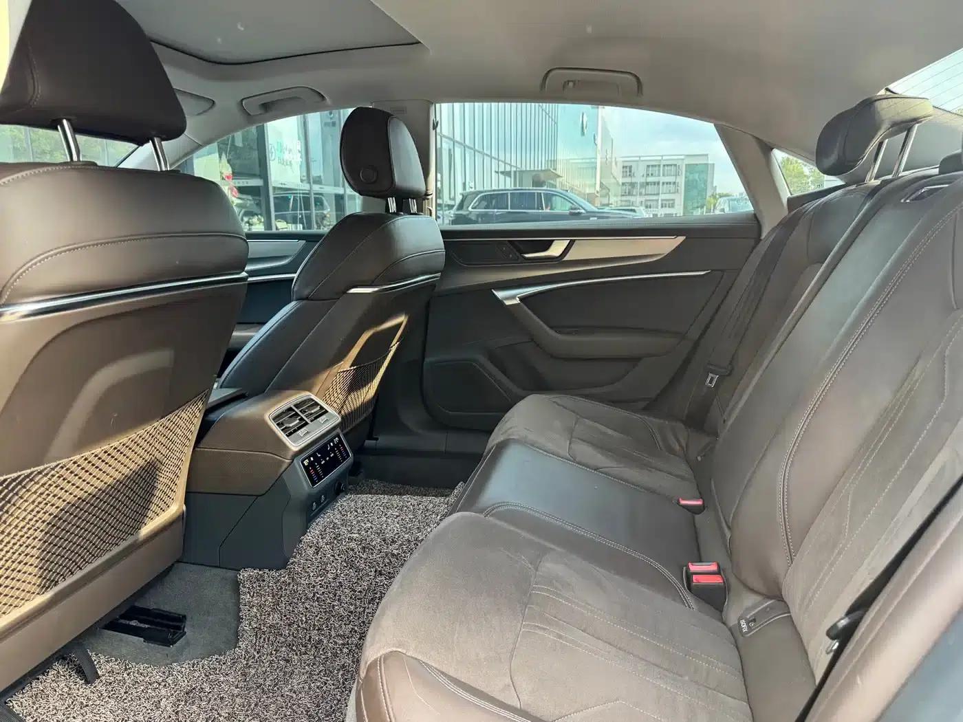 Audi A7L 2022 45 TFSI S-line Dream Youth Edition — миниатюра 8