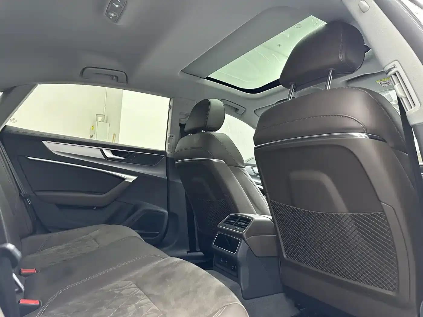 Audi A7L 2024 45TFSI quattro S-line (High-end) Crystal Package — миниатюра 14