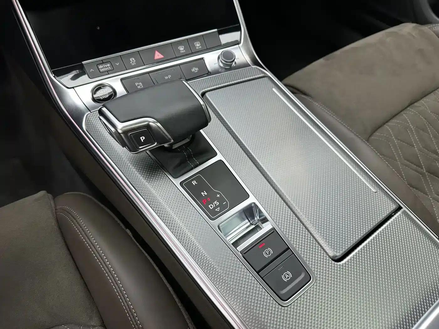 Audi A7L 2024 45TFSI quattro S-line (High-end) Crystal Package — миниатюра 17