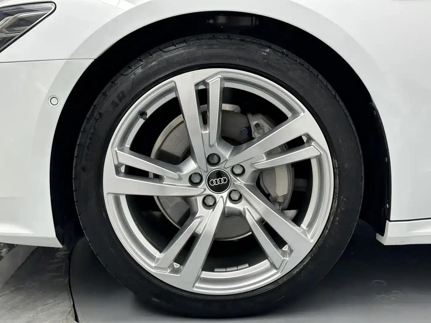 Audi A7L 2024 45TFSI quattro S-line (High-end) Crystal Package — миниатюра 23