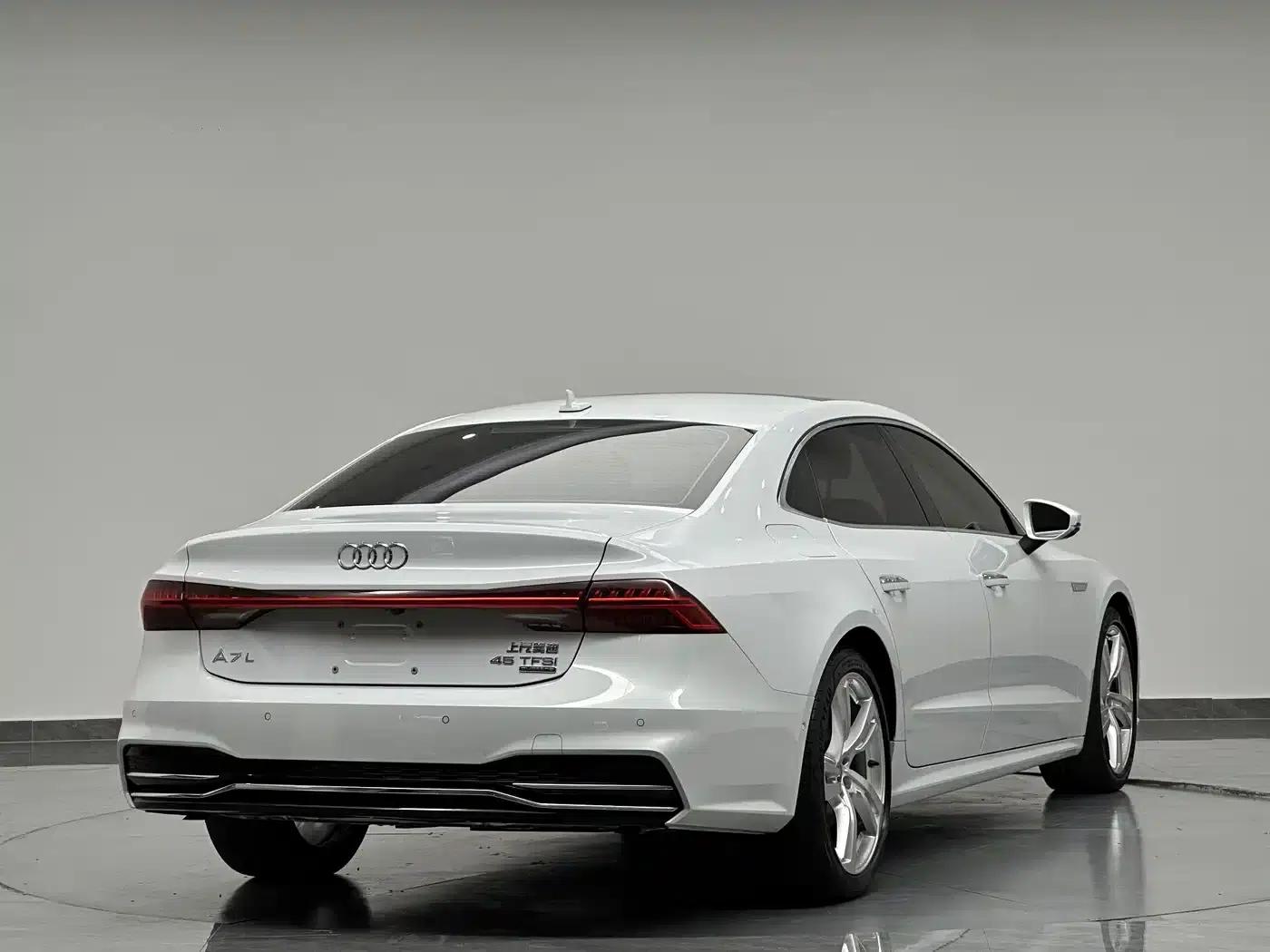 Audi A7L 2024 45TFSI quattro S-line (High-end) Crystal Package — миниатюра 8