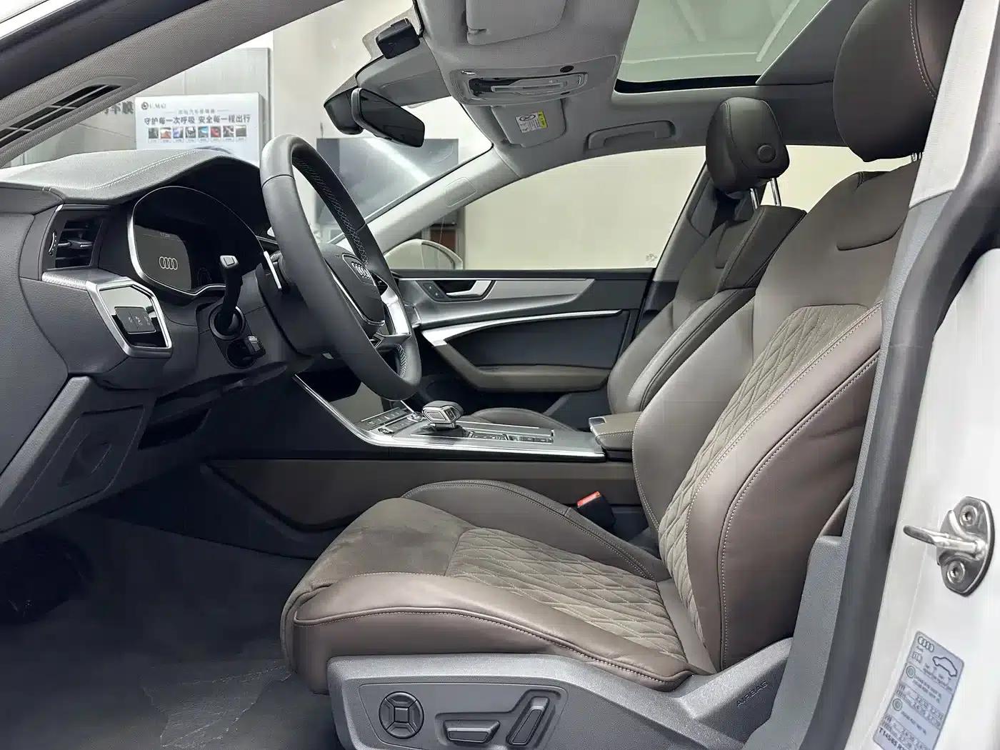 Audi A7L 2024 45TFSI quattro S-line (High-end) Crystal Package — миниатюра 10