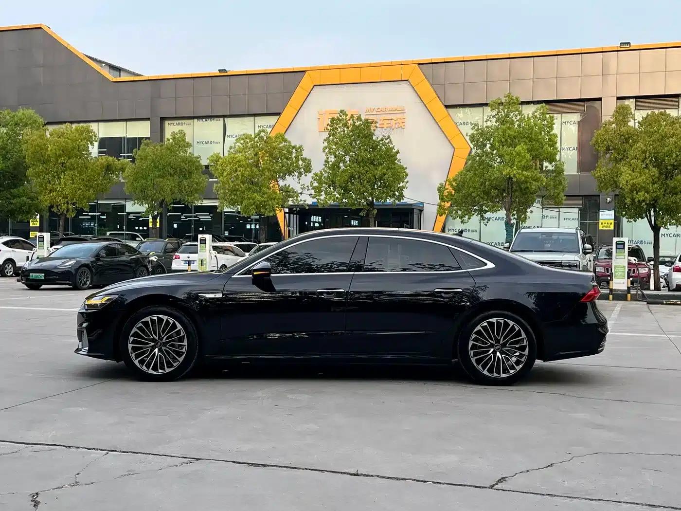 Audi A7L 2024 45TFSI S-line Dream Edition Crystal Package — миниатюра 3