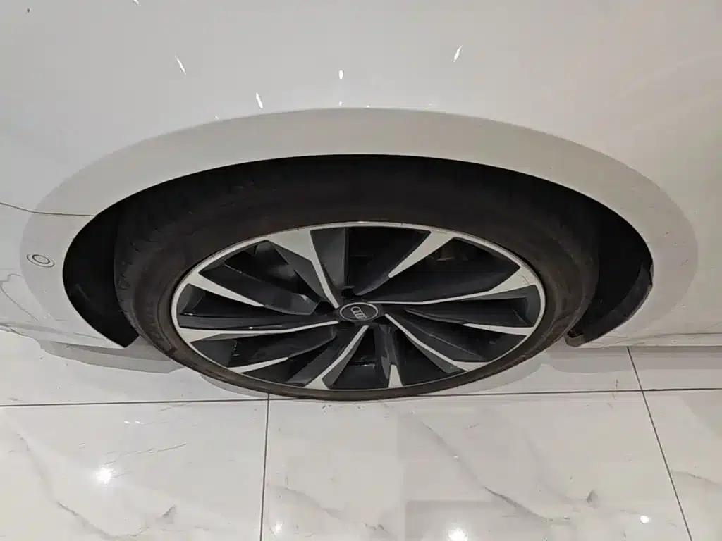 Audi A7L 2022 45 TFSI quattro S-line Paladin — миниатюра 23