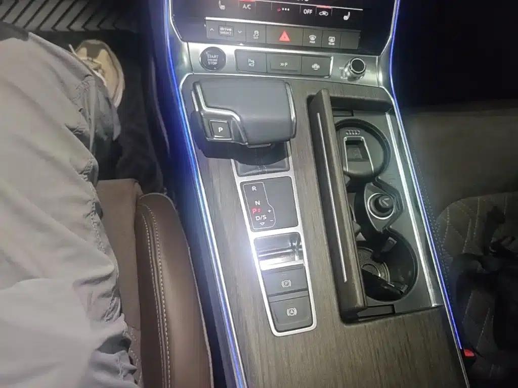 Audi A7L 2022 45 TFSI quattro S-line Paladin — миниатюра 14