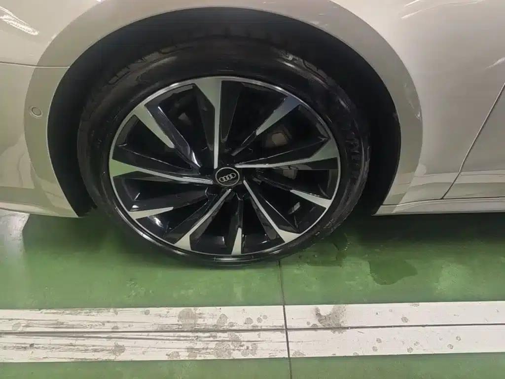 Audi A7L 2022 45 TFSI quattro S-line Paladin — миниатюра 23