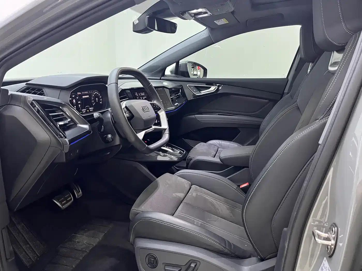 Audi Q4 e-tron 2023 Model 40 e-tron Trailblazer — миниатюра 12
