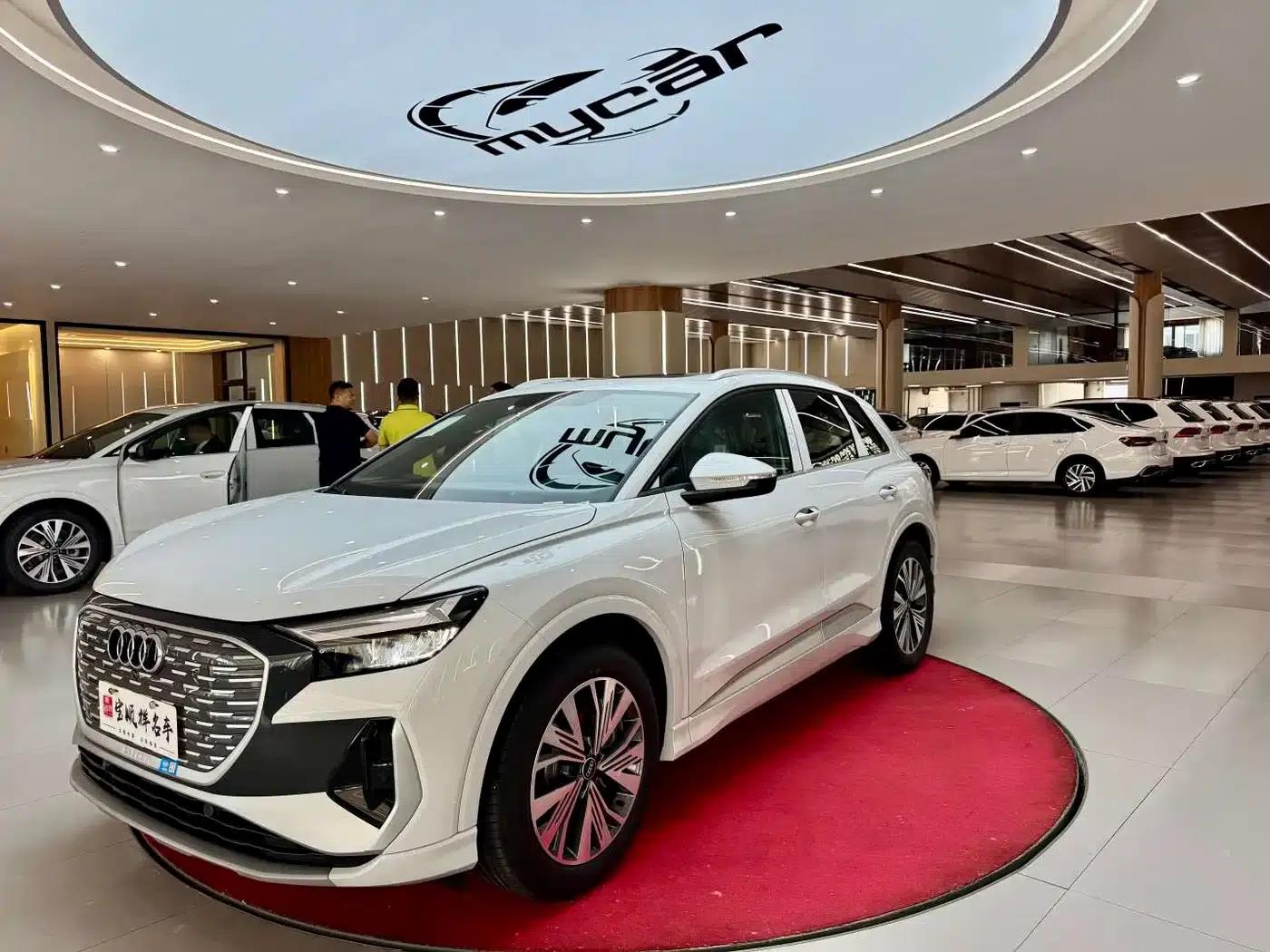 Audi Q4 e-tron 2024 Model 40 e-tron Adventure Edition — миниатюра 1