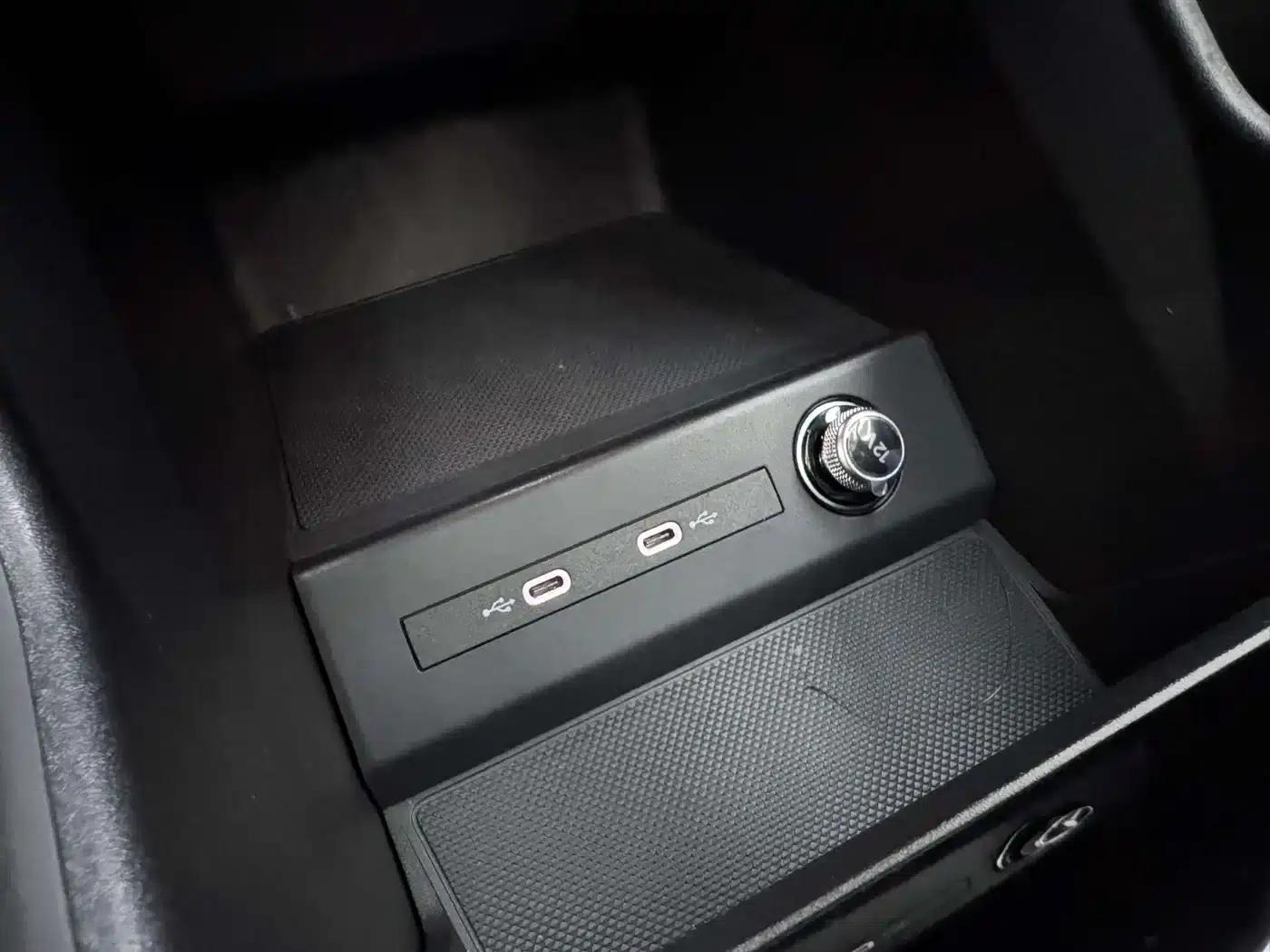 Audi Q4 e-tron 2024 Model 40 e-tron Adventure Edition — миниатюра 17
