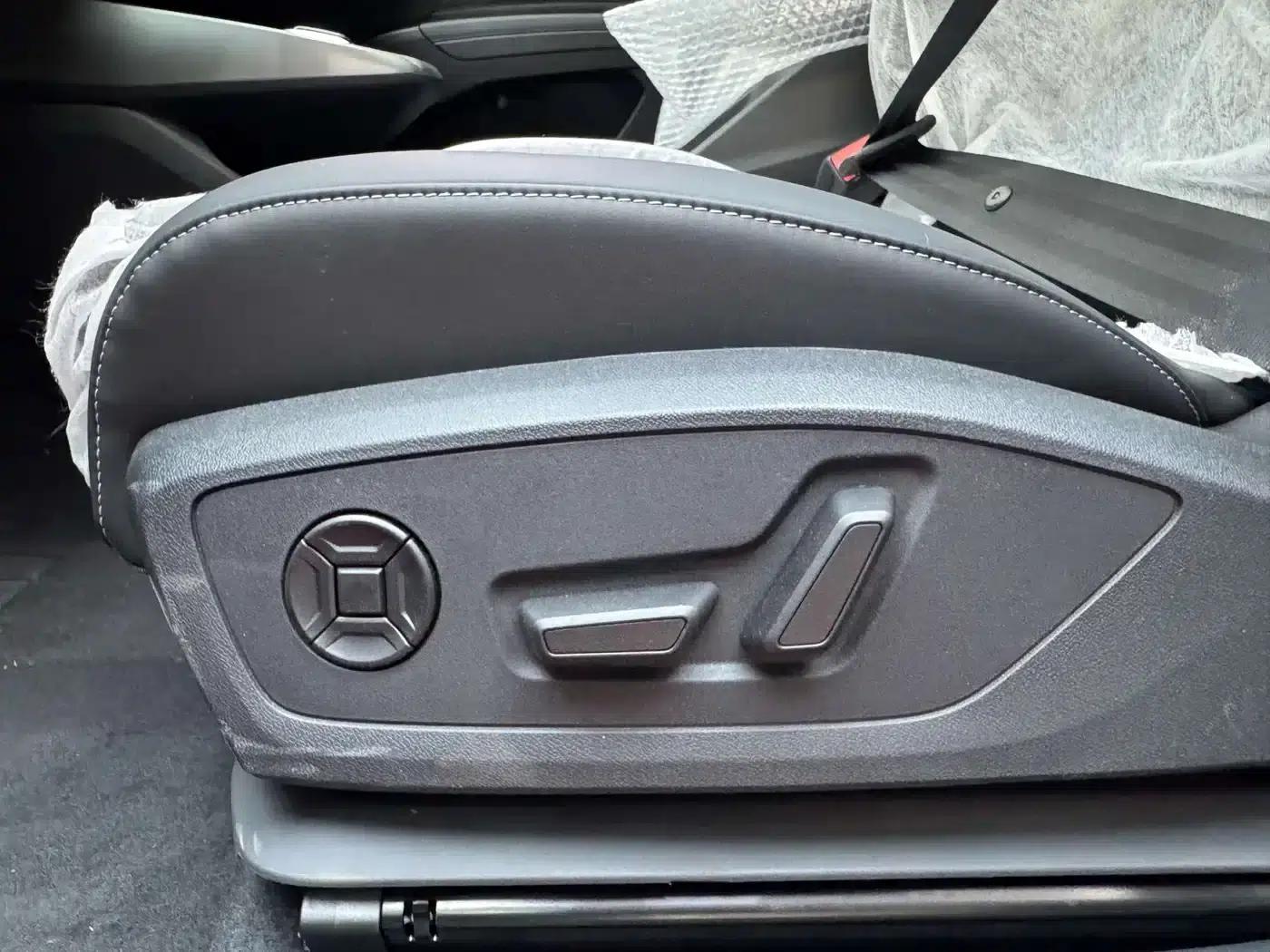 Audi Q4 e-tron 2024 Model 40 e-tron Adventure Edition — миниатюра 19
