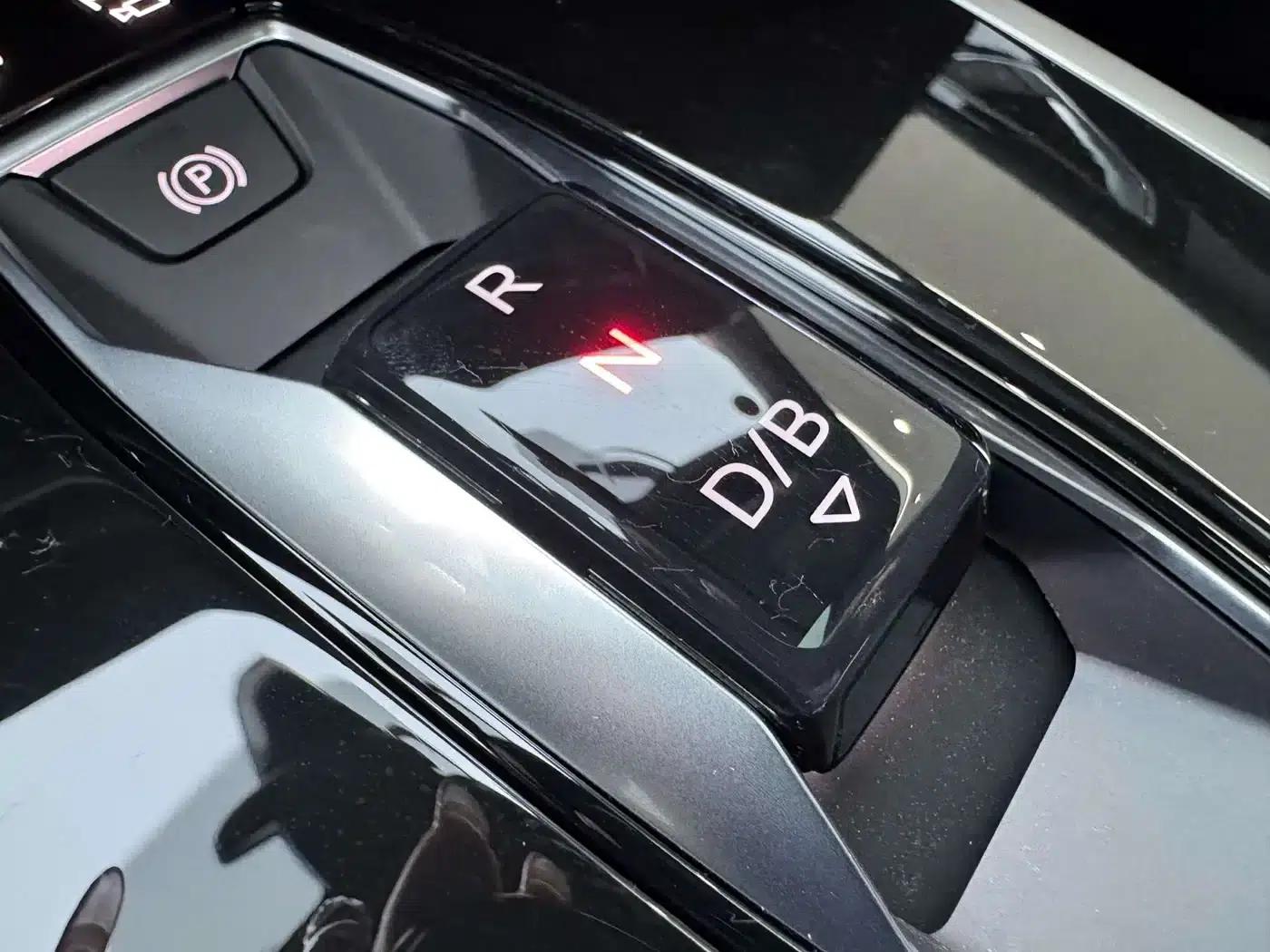Audi Q4 e-tron 2024 Model 40 e-tron Adventure Edition — миниатюра 21