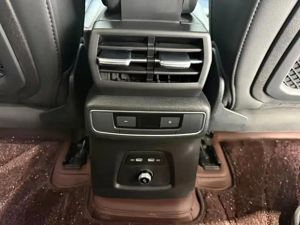 Audi Q4 e-tron 2023 Model 40 e-tron Trailblazer — миниатюра 14