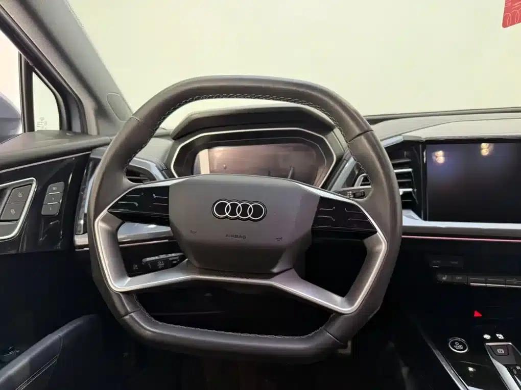 Audi Q4 e-tron 2023 Model 40 e-tron Trailblazer — миниатюра 17