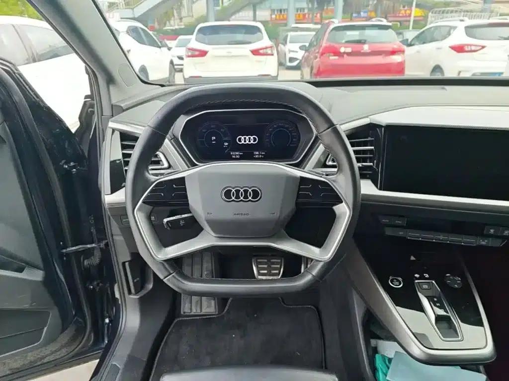 Audi Q4 e-tron 2023 Model 40 e-tron Adventure Edition — миниатюра 11