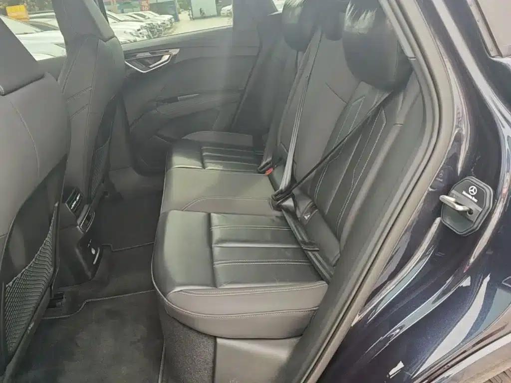Audi Q4 e-tron 2023 Model 40 e-tron Adventure Edition — миниатюра 17