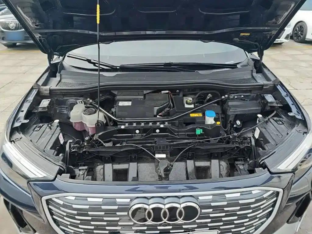 Audi Q4 e-tron 2023 Model 40 e-tron Adventure Edition — миниатюра 20