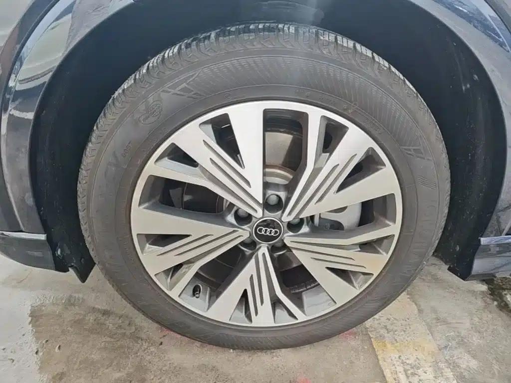 Audi Q4 e-tron 2023 Model 40 e-tron Adventure Edition — миниатюра 23