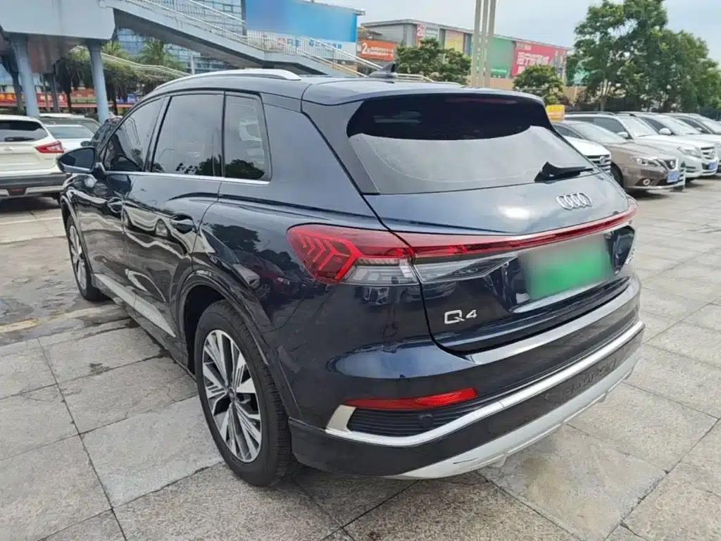 Audi Q4 e-tron 2023 Model 40 e-tron Adventure Edition — миниатюра 5