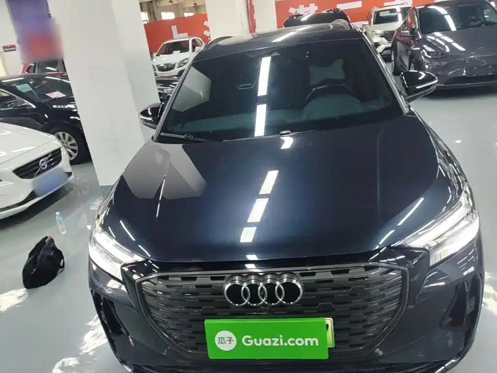 Audi Q4 e-tron 2023 Model 40 e-tron Trailblazer Night Edition — миниатюра 3