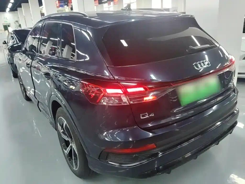 Audi Q4 e-tron 2023 Model 40 e-tron Trailblazer Night Edition — миниатюра 5